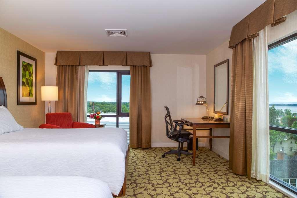 Hilton Garden Inn Burlington Downtown Номер фото
