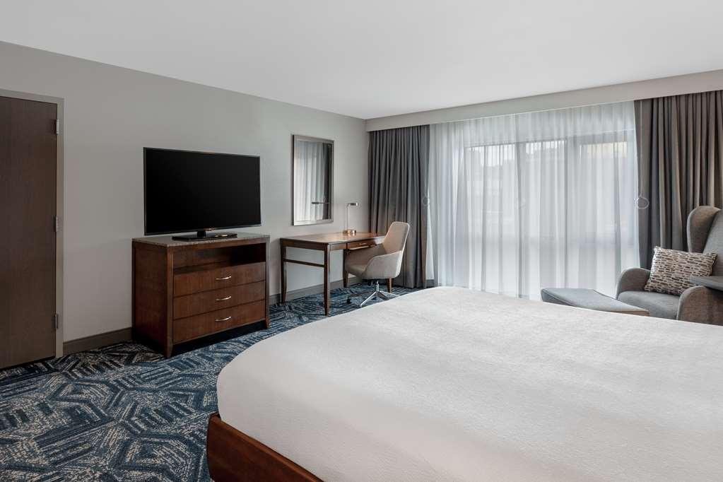 Hilton Garden Inn Burlington Downtown Номер фото